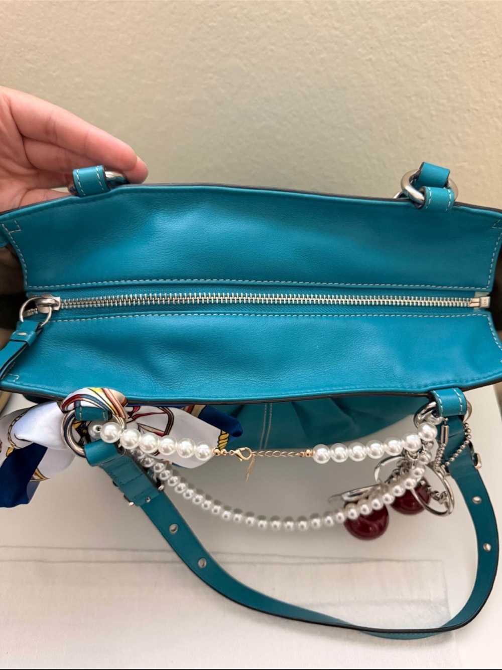 Authentic Coach Teal Turquoise Leather Pleated Gallery Tote – styled w/ a scarf - Picture 4 of 8